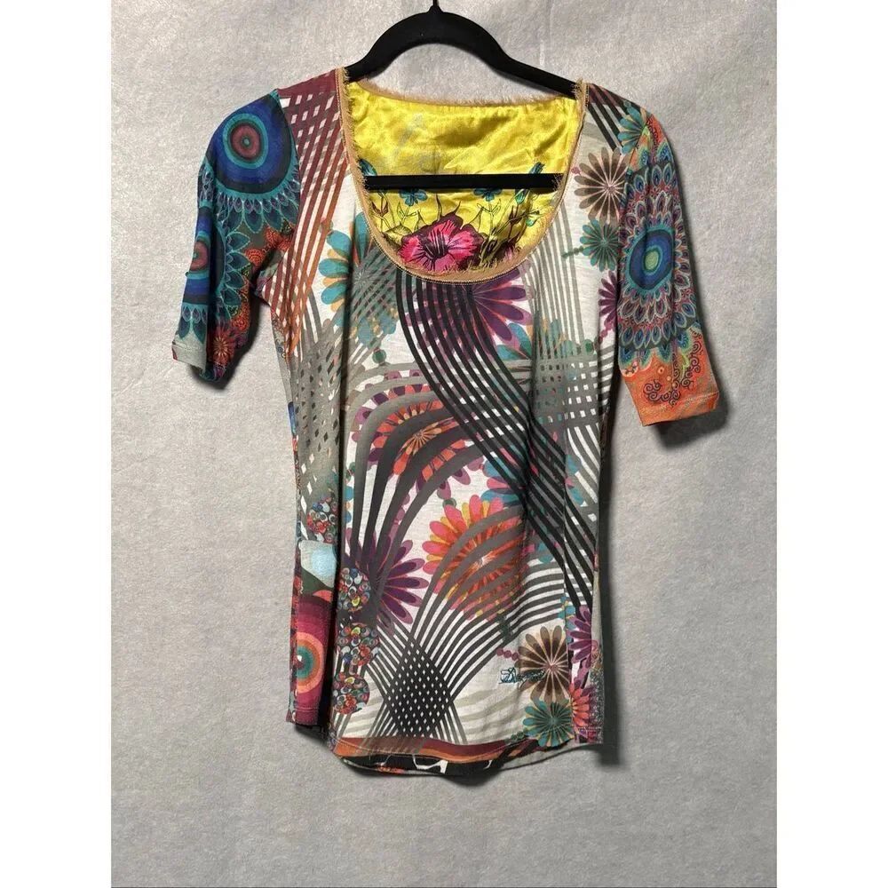 VTG Desigual Women’s Graphic Floral Top S Boho Artsy 3/4 Sleeve Tee Y2K Stretch - Picture 2 of 7